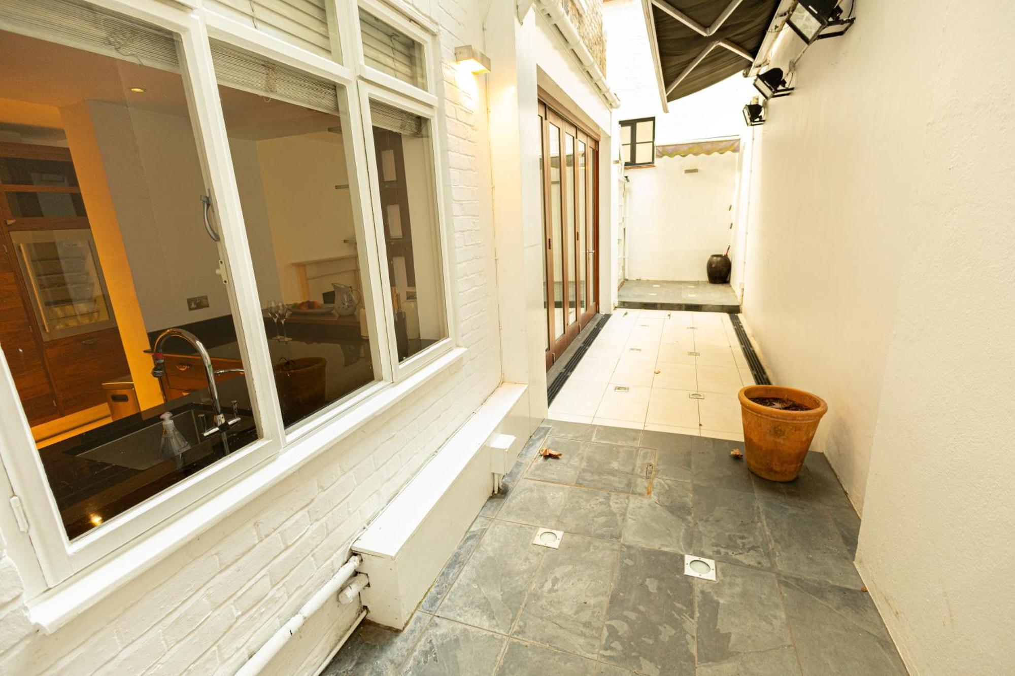 2Bedroom Gem In The Heart Of Kensington Londen Buitenkant foto