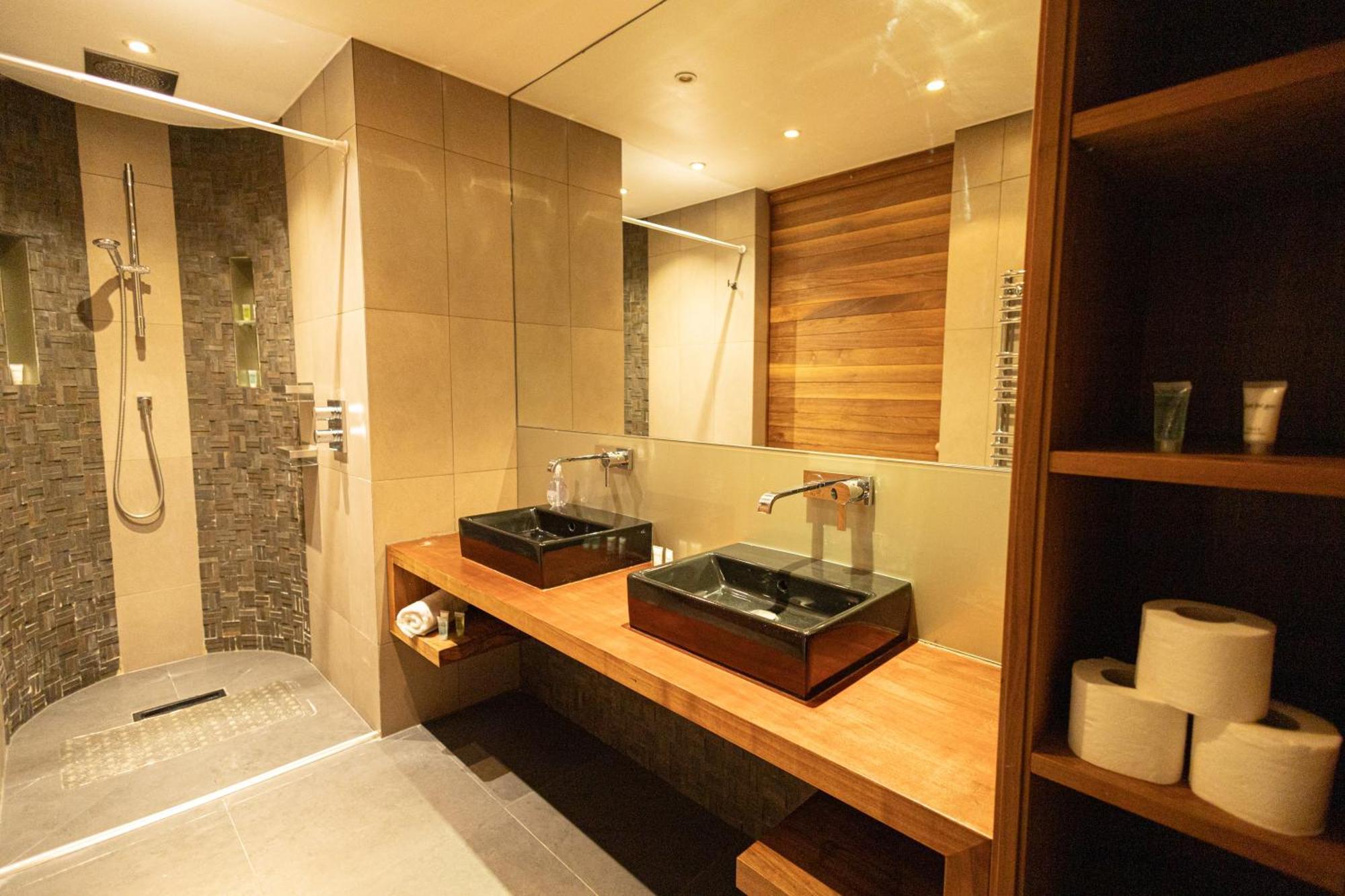 2Bedroom Gem In The Heart Of Kensington Londen Buitenkant foto